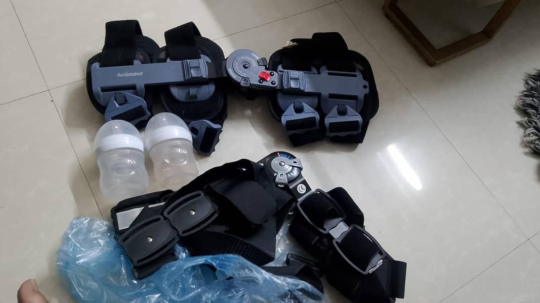 Knee Brace 0