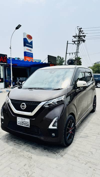 Nissan Dayz Highway Star S Hybrid
