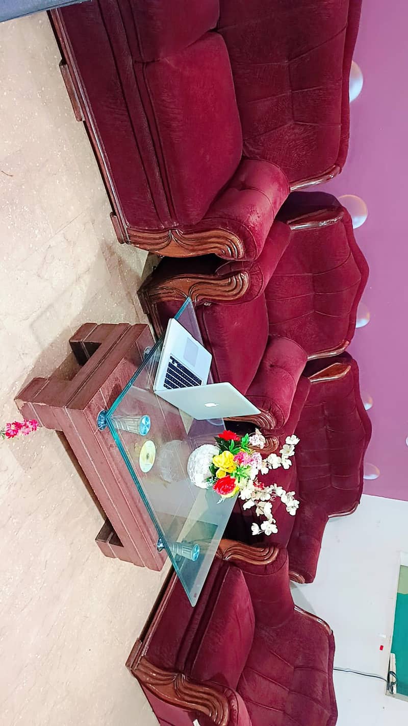 sofa sat 4