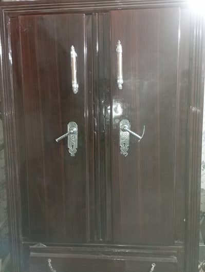 iron cupboard/ iron almari with tyres