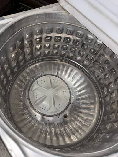 Washing machine and Spinner