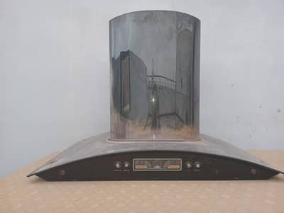 Kitchen Range Hood – Excellent Working Condition – Strong Suction