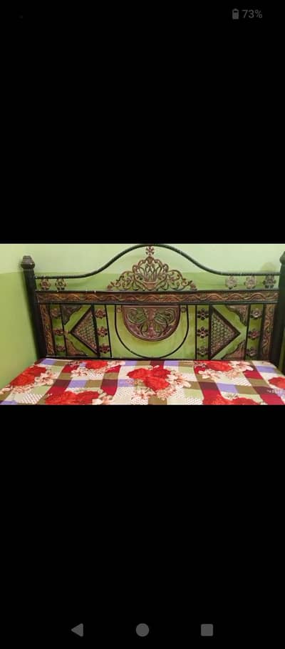 Iron bed king size