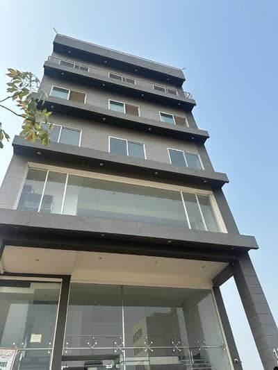 3 MARLA COMMERCIAL OFFICE IS AVAILABLE IN DHA TOP LOCATION FOR COMMERCIAL PURPOSE.
