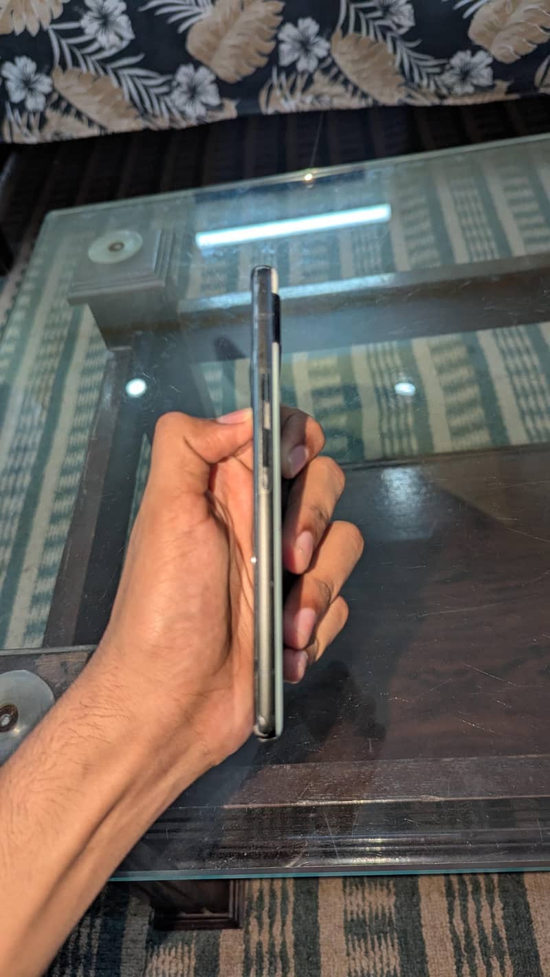Google Pixel 6a 4