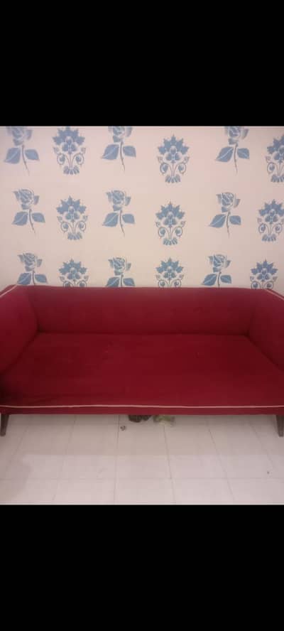 Dua shape sofa set for sale