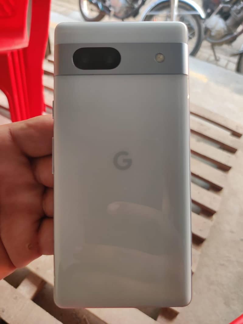 Google Pixel 7A 2