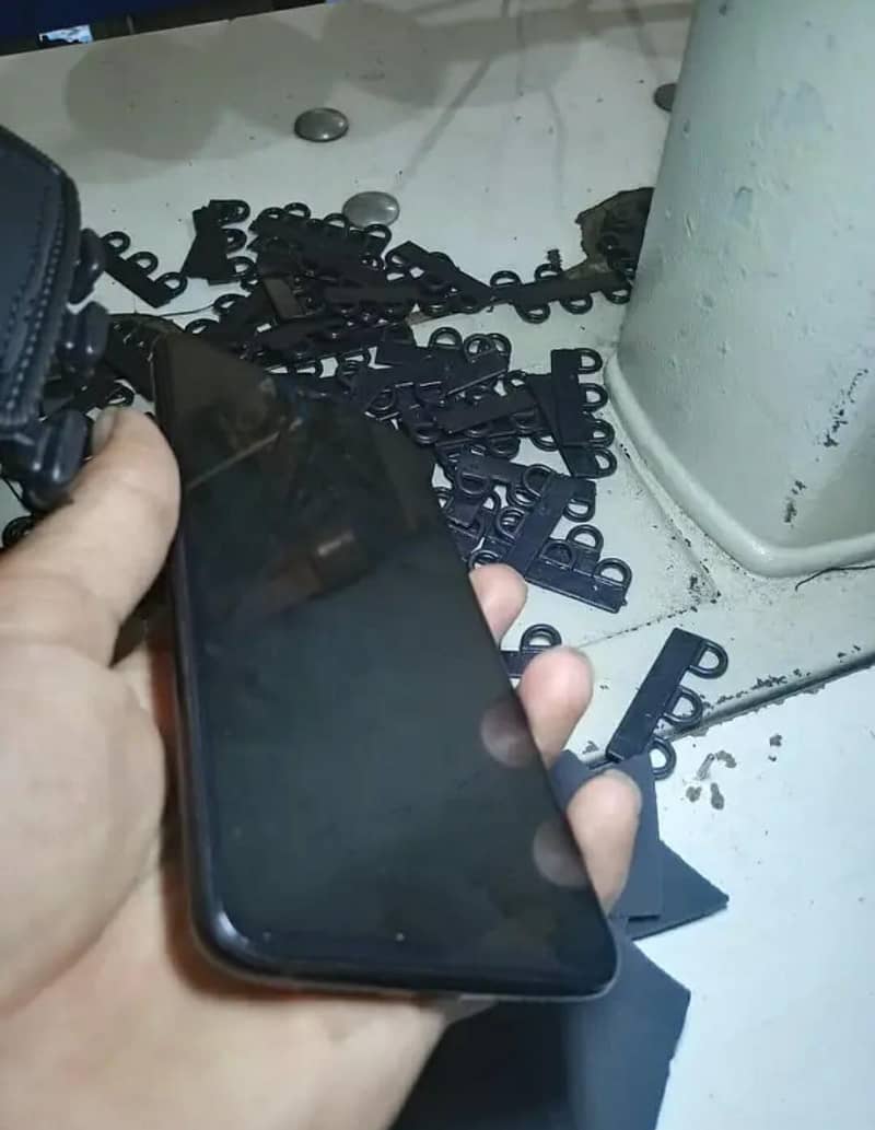 One Plus 6T 3
