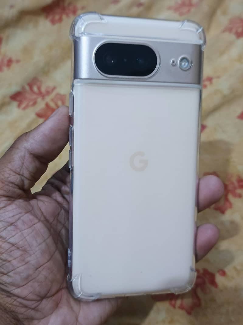 Google Pixel 8 1