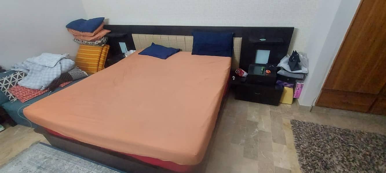 king size double bed 2