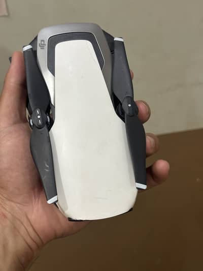 DJI MAVIC AIR (1st generation)