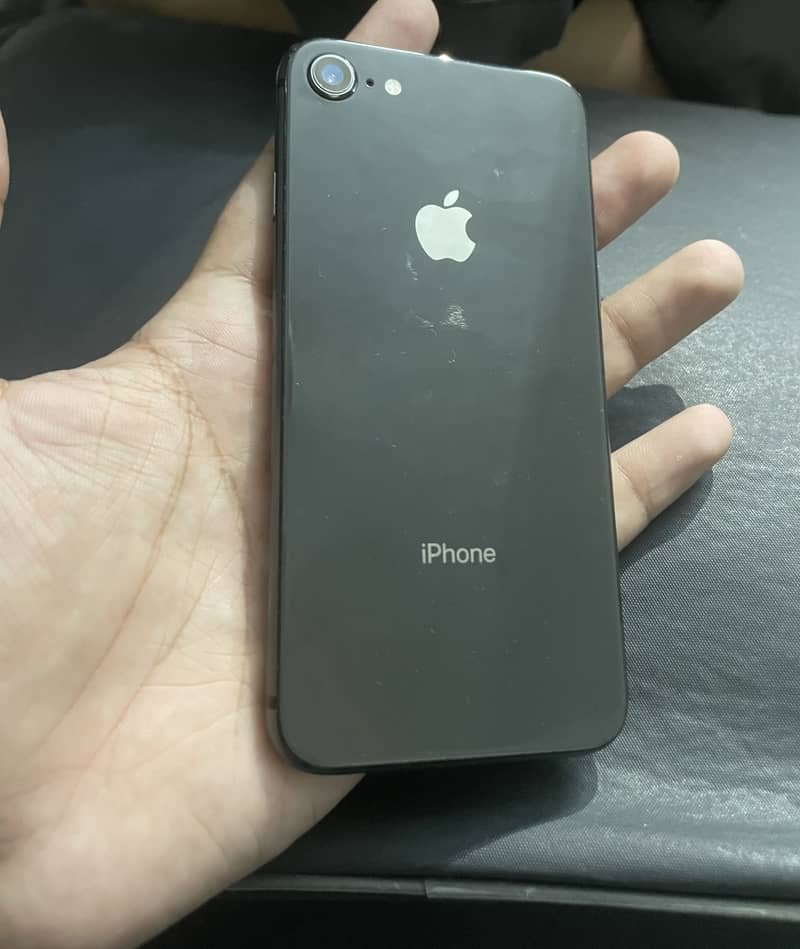 Apple iPhone 8 0