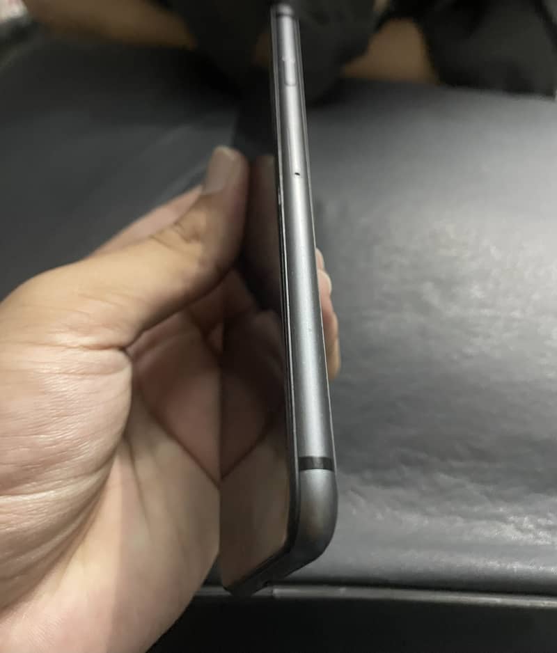 Apple iPhone 8 2