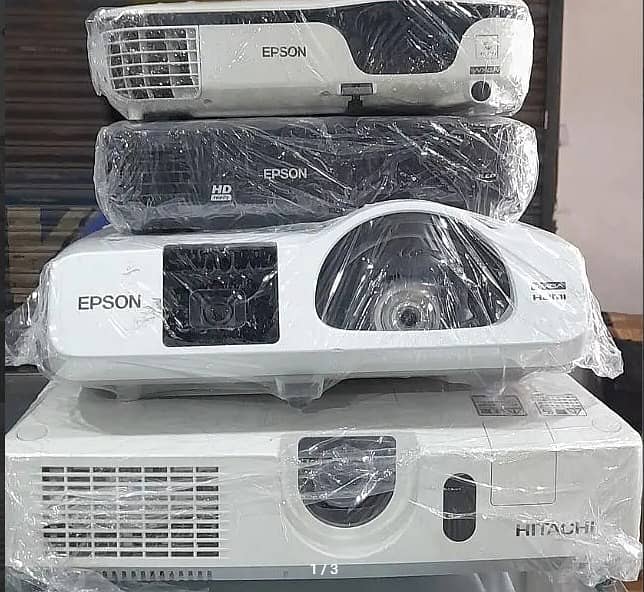 Multimedia Projector 1