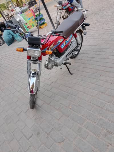 United Bike 2024 Model Sirf 11000 Chali Hui Hai One Hand Used