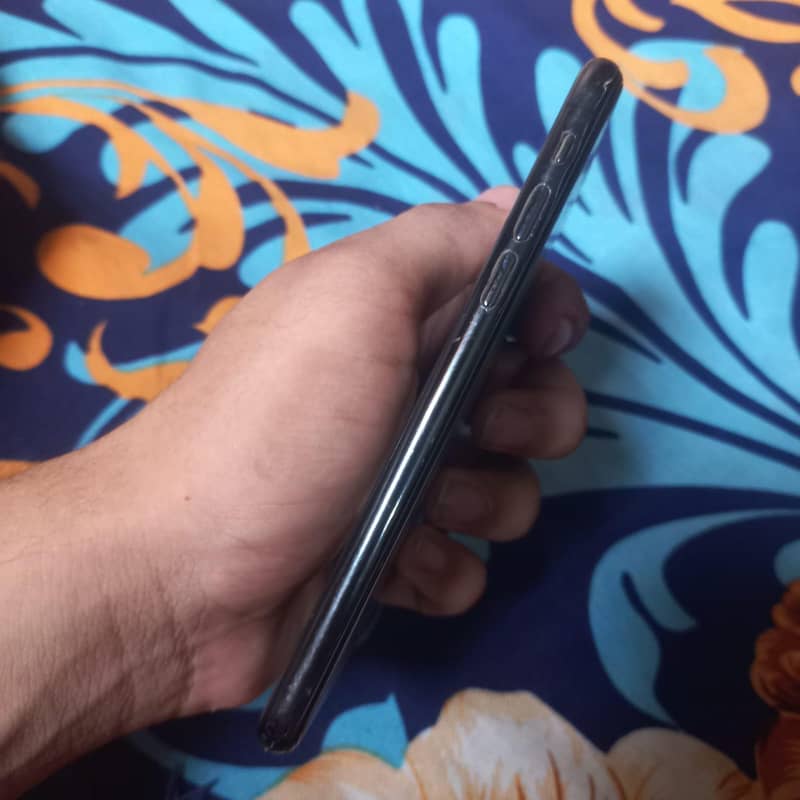 Apple iPhone X 2