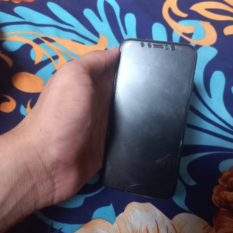 Apple iPhone X 3