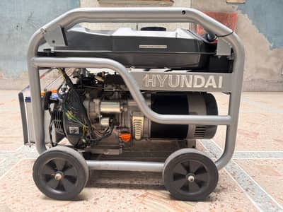 Hyundai HGS7250 Petrol Generator – Like New | Only 3 Hours Used