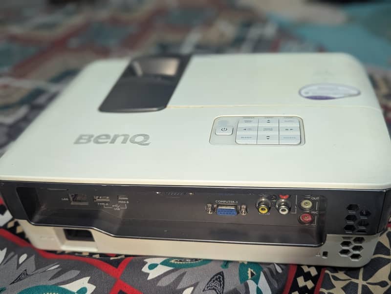 projector 0