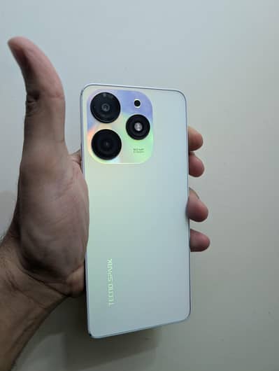 Tecno Spark 10 Pro 4+4GB/128GB (ONLINE Approved)