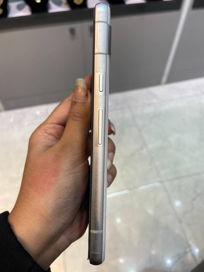 Google Pixel 7a 1