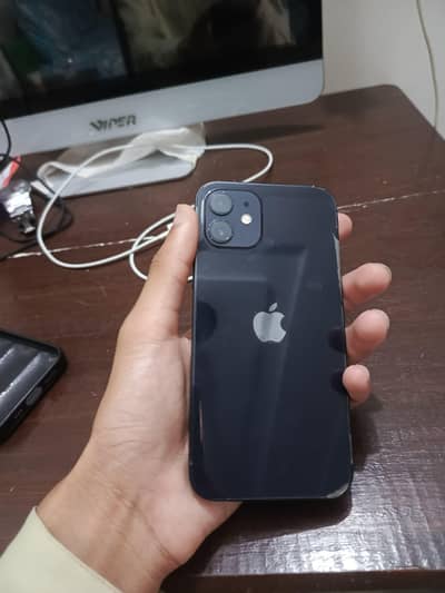 Apple iPhone 12