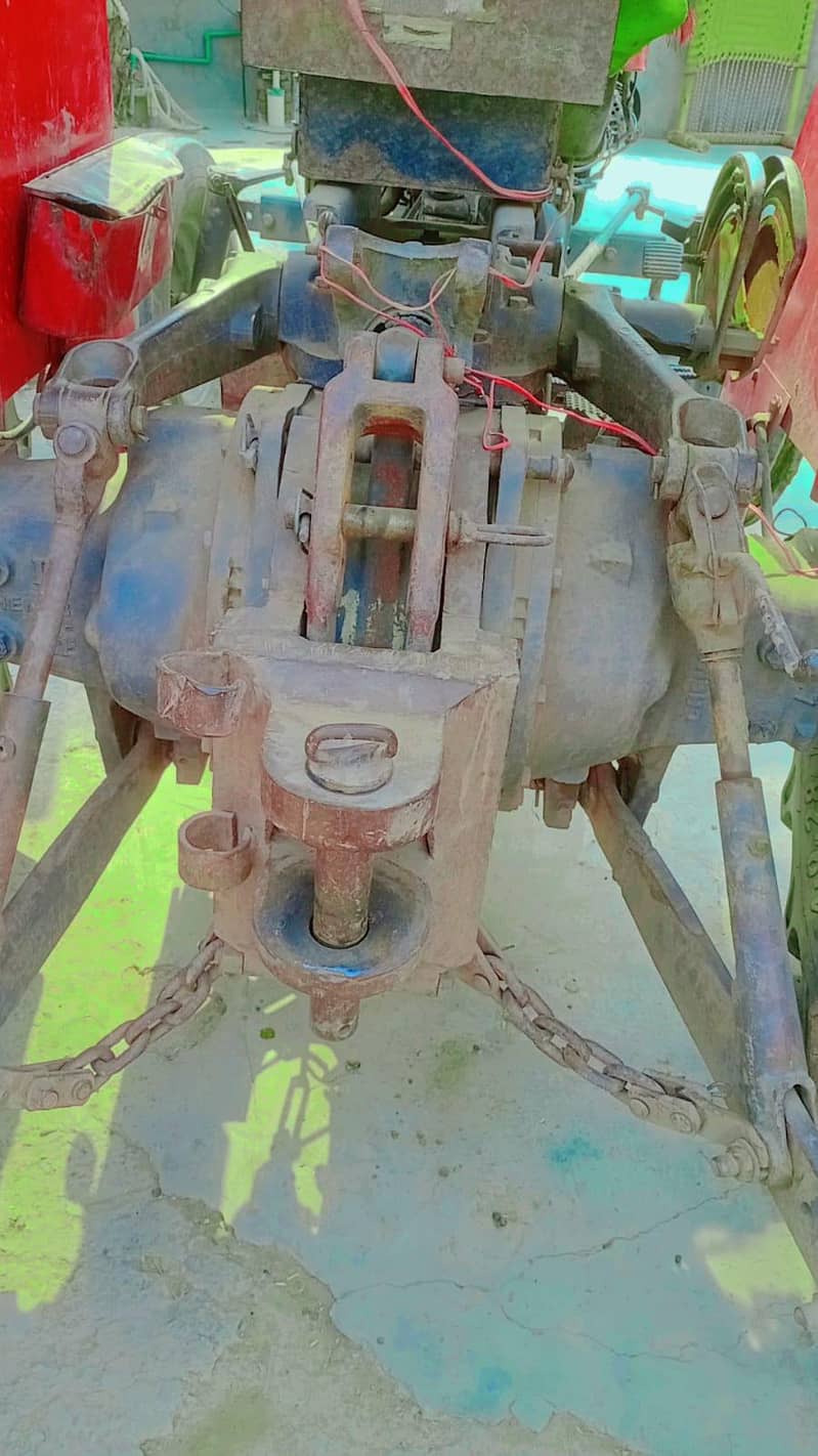 Tractor 260 12