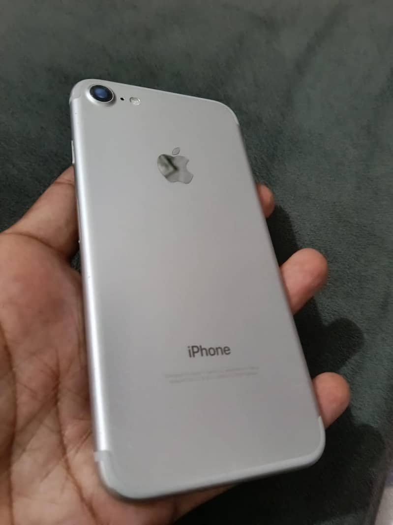 Apple iPhone 7 8
