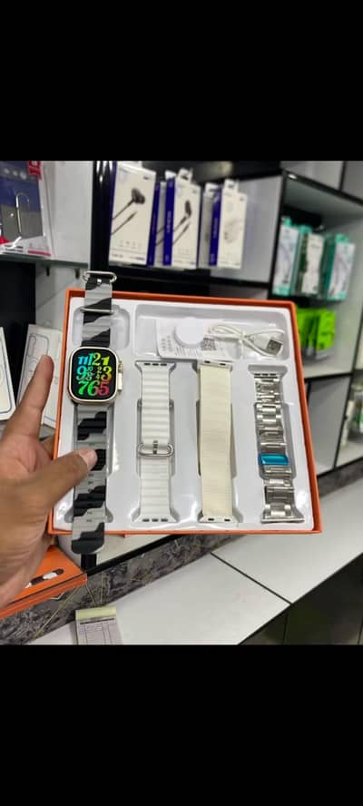 Smart watch 4 in 1