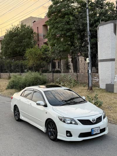 Toyota Corolla Altis 2013