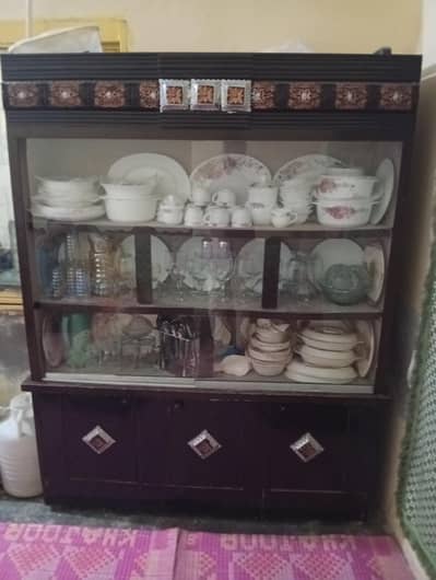 showcase of decorating dinner set for sale