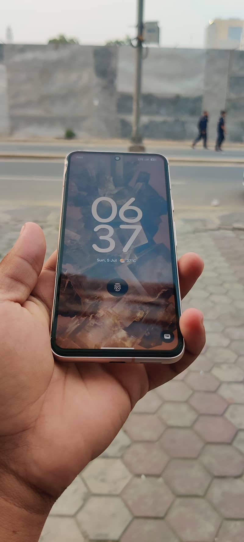 Google Pixel 8 1