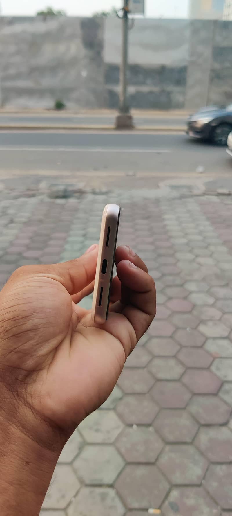 Google Pixel 8 4