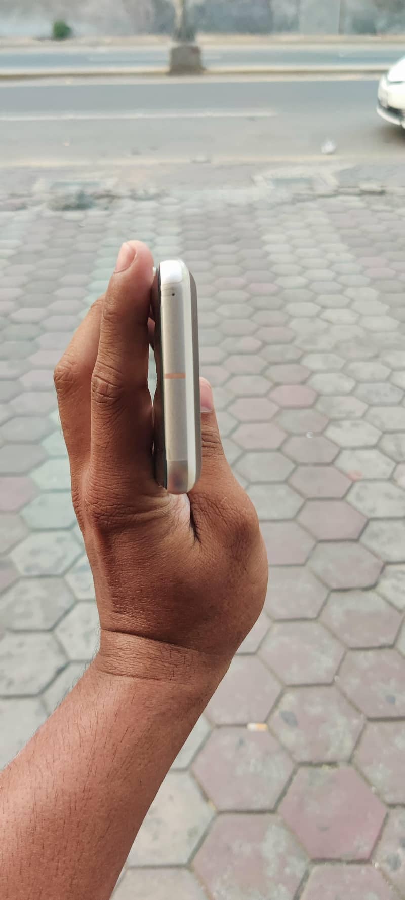 Google Pixel 8 5
