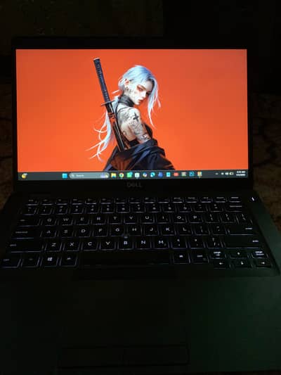 Dell latitude 5400 touch screen b. ligh core i5 8 Gen 16 Gb ram 256 ssd