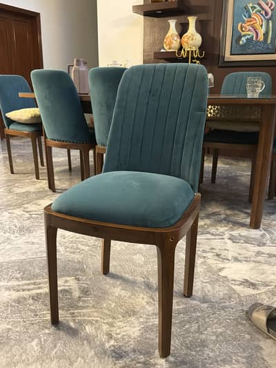 10 dinning chairs available for sale