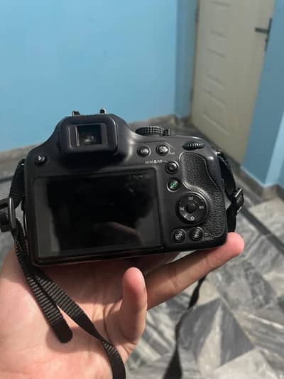 Panasonic dslr 2 months used