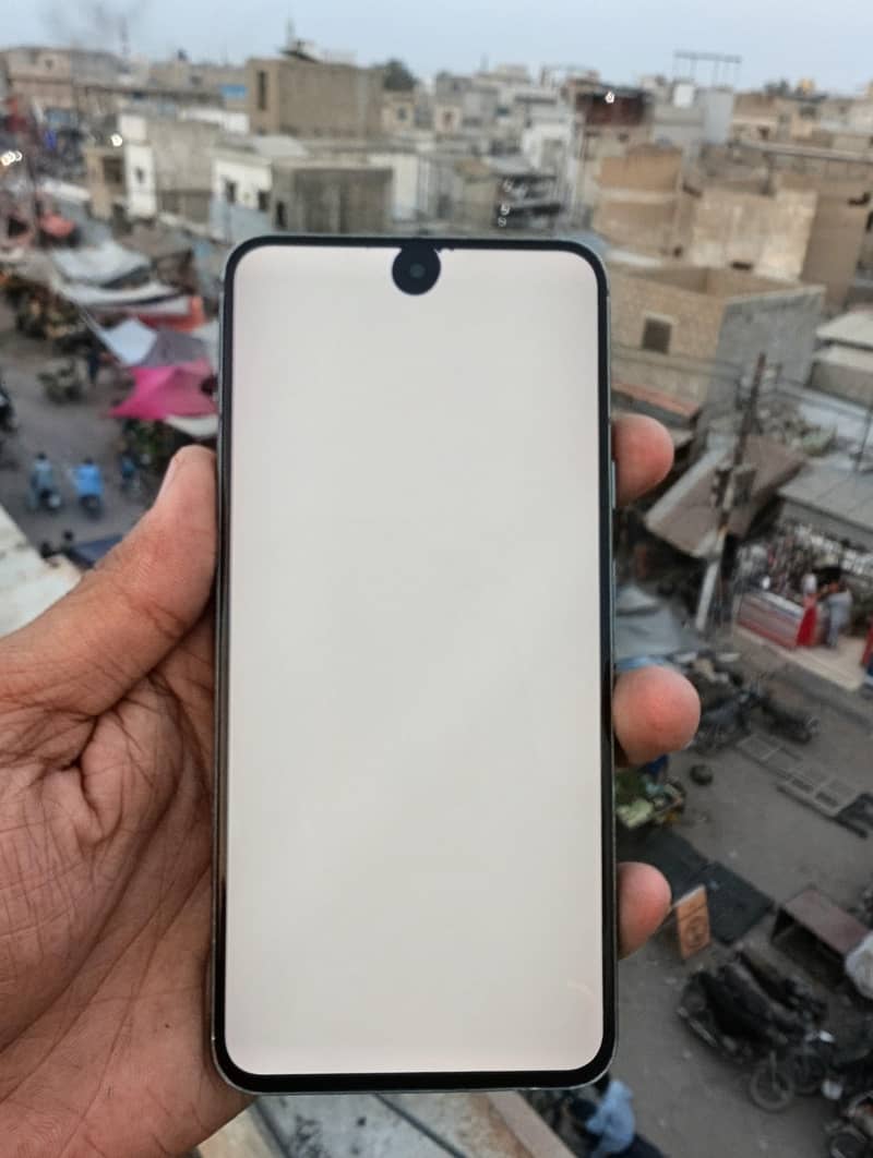 Google Pixel 8 1