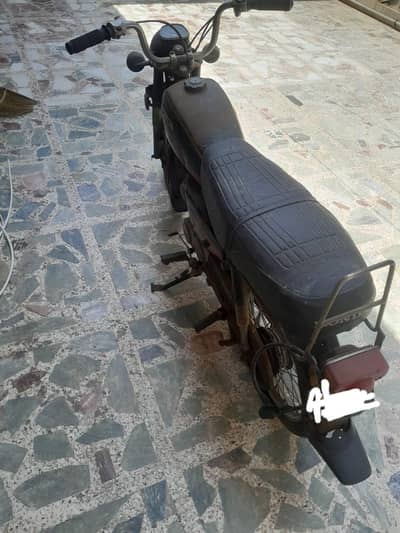 Honda 70,Japan assembled,1985 model,first hand.
