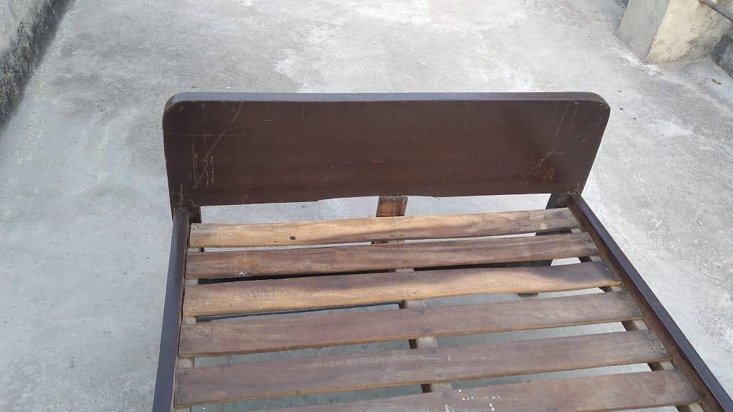single bed  1