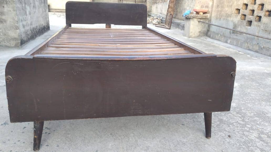 single bed  3