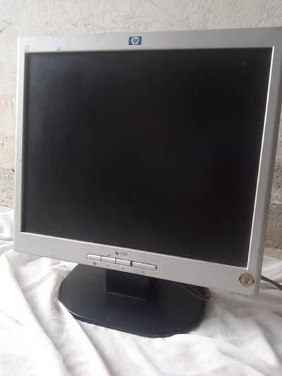 HP 1702 LCD Monitor