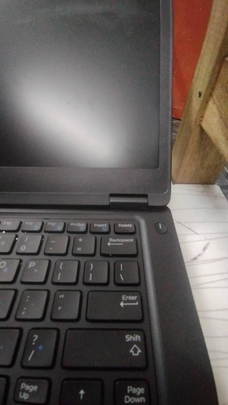 Model Dell 5470 0