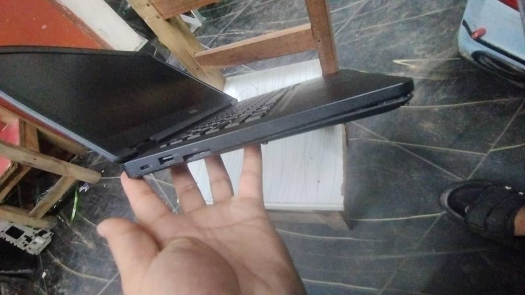 Model Dell 5470 7