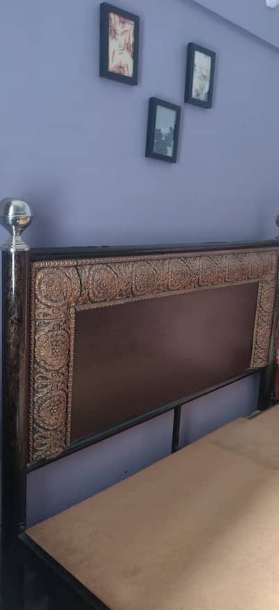 Iron rod bed