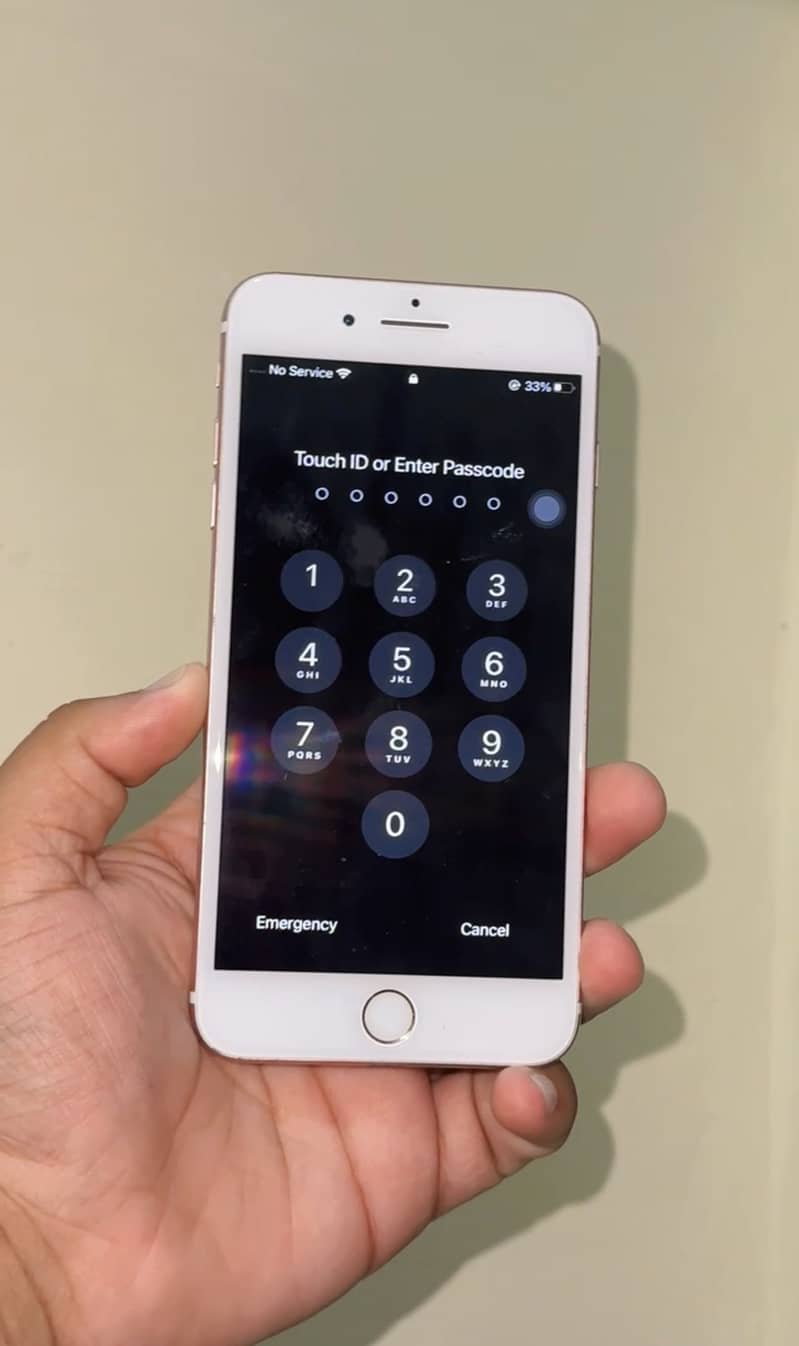Apple iPhone 7 Plus 4