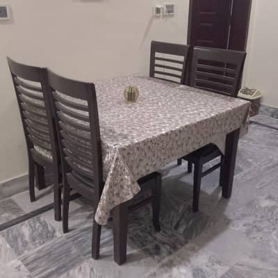 Dinning Table for sale