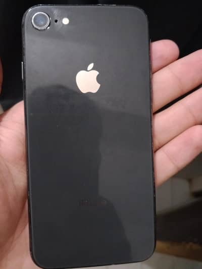 Apple iPhone 8