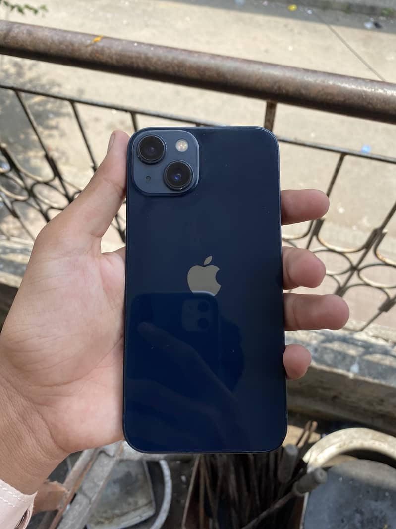 Apple iPhone 13 3