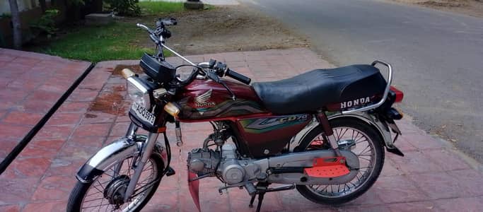Honda CD 70 22/23